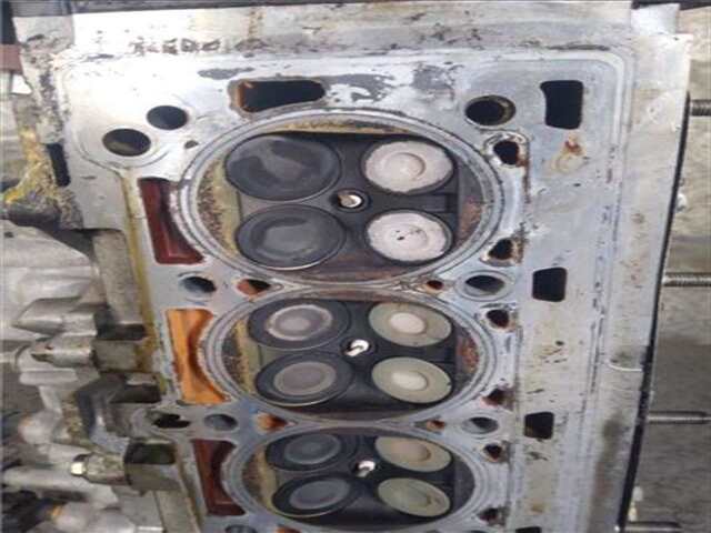 Foto 3ª: Culata Renault Clio 1.4 AUTHENTIQUE [1.4 LTR. - 72 KW 16V] [K4J C7]