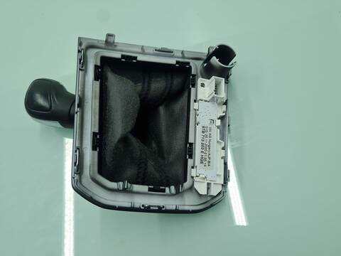 Foto 4ª: Palanca de Cambio Volkswagen Touran ADVANCE BMT 150CV 110KW [DTSB] (2021)