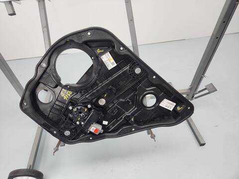 Elevalunas Manual Trasero Derecho Kia Xceed DRIVE 160CV 118KW
