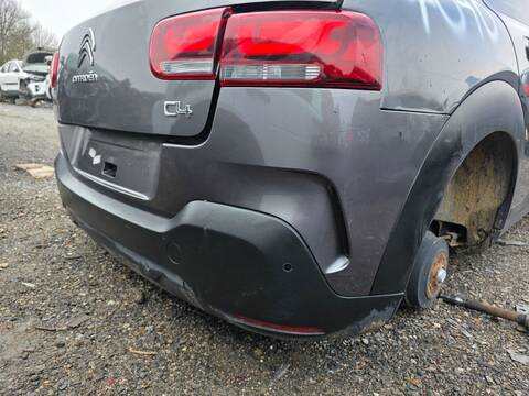 Foto 3ª: Paragolpes Trasero Citroen C4 HNZ (2018)