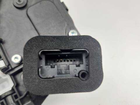 Foto 4ª: Cerradura Puerta Delantera Izquierda Seat Arona 1.0 TSI 116CV 85KW [DUSA]