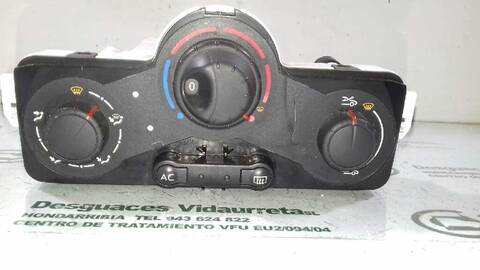 Mando Calefacción A. A. Renault Clio 1.2 75CV 55KW