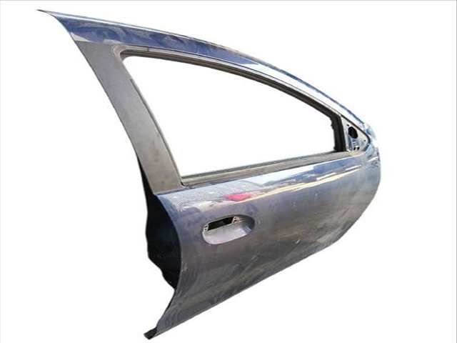 Puerta Delantera Derecha Dacia Duster 1.5 DCI 110 4X4 HMAB)