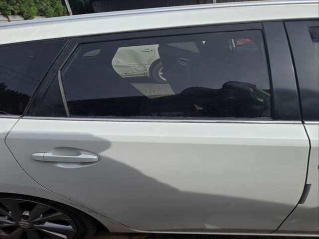 Puerta Trasera Derecha Toyota Auris 2ZRFXE