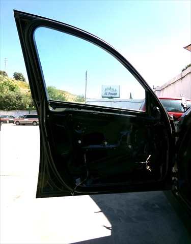 Foto 2ª: Puerta Delantera Izquierda Bmw Serie 3 320 2.0 D E90,2004-2008 [204D4] (2007)