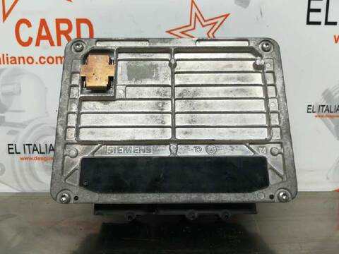 Foto 2ª: Centralita Motor ECU Volkswagen Golf BERLINA 90CV 66KW (1997)