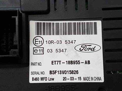 Foto 3ª: Pantalla Multifuncion Ford Fiesta TREND 60CV 44KW [SNJB] (2015)
