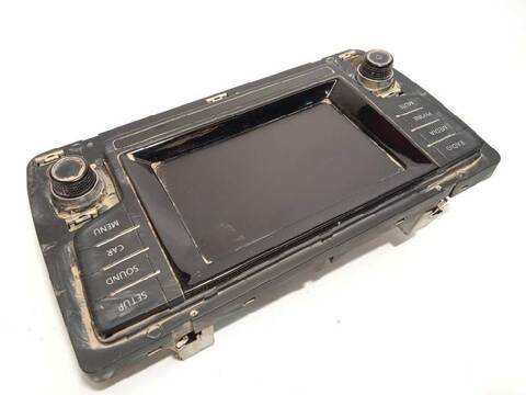 Foto 2ª: Pantalla Multifuncion Volkswagen Golf ADVANCE BLUEMOTION 105CV 77KW [CLHA] (2014)