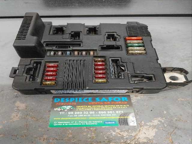 Caja Reles Fusibles Renault Megane 1.9 D
