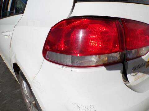 Piloto Trasero Izquierdo Volkswagen Golf CBD