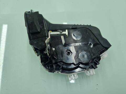 Foto 2ª: Cerradura Puerta Trasera Derecha Toyota Yaris MXPH11L-BHXSBW 115CV [M15AFXE] (2021)