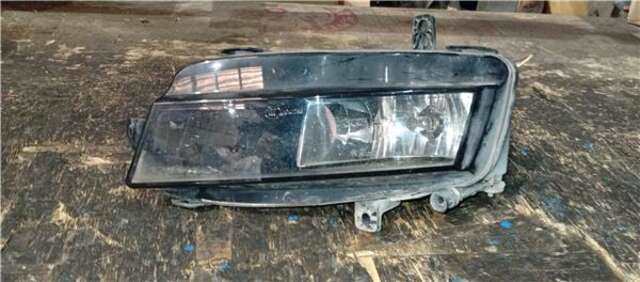 Faro Antiniebla Delantero Izquierdo Volkswagen Golf 2.0 ADVANCE BLUEMOTION TECH. [2.0 LTR. - 110 KW TDI]