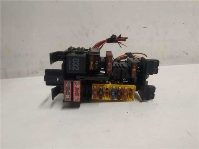 Caja Reles Fusibles Mercedes Clase C 160 2.1 C 220 BLUETEC - D (205.004) [2.1 LTR. - 125 KW CDI CAT]