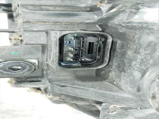 Foto 4ª: Faro Derecho Bmw Serie 1 114 118D 143CV 105KW [N47D20C] (2012)