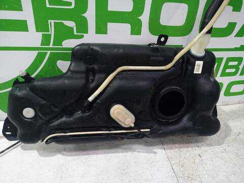 Foto 2ª: Deposito de Combustible Peugeot 2008 ALLURE 110CV (2013)