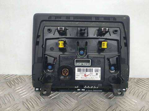 Foto 2ª: Sistema GPS Renault Captur EXPERIENCE 131CV 96KW [H5H470] (2020)