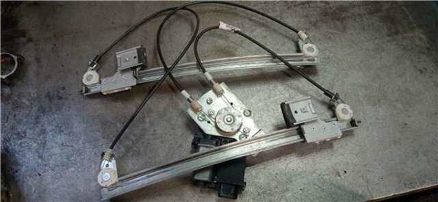 Foto 3ª: Elevalunas Eléctrico Delantero Izquierdo Peugeot 307 1.6 D [9HX (DV6ATED4)]