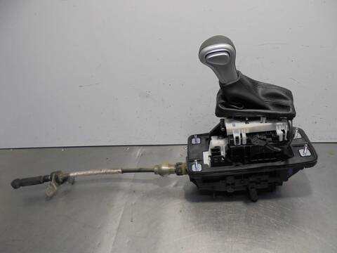 Foto 1ª: Palanca de Cambio Audi A4 BASICO AVANT 143CV 105KW [CAG] (2008)
