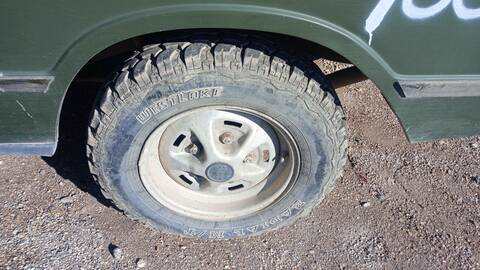 Foto 3ª: Juego LLantas Land Rover Range VOGUE TURBO DIESEL 113CV 83KW [D95A] (1990)