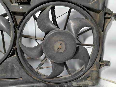 Foto 4ª: Electroventilador Ford Focus AMBIENTE BERLINA 90CV 66KW [C9DB] (2002)