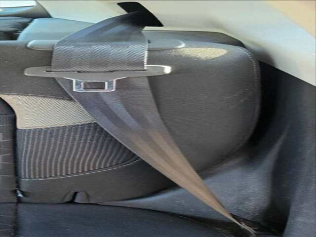 Cinturón Trasero Izquierdo Peugeot 2008 HMZ