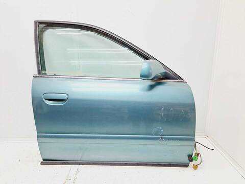 Puerta Delantera Derecha Audi A4 2.4 BERLINA 165CV 121KW