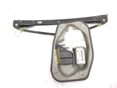 Elevalunas Manual Trasero Derecho Volkswagen Golf 1.9 TDI 105CV 77KW