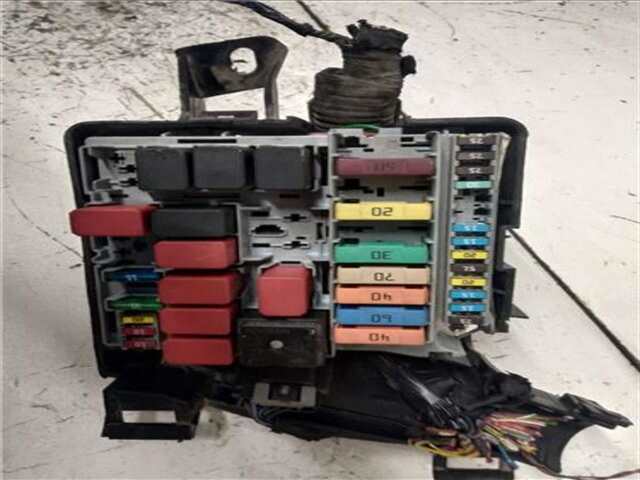 Foto 2ª: Caja Reles Fusibles Fiat 500 1.3 JTD 16V 75CV NUOVA [169A1000]