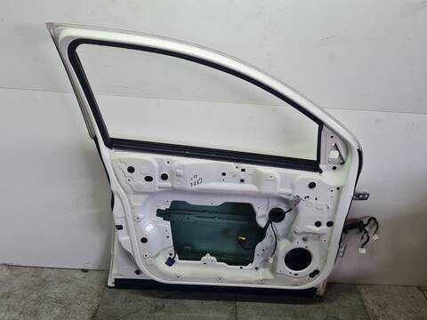 Foto 3ª: Puerta Delantera Izquierda Nissan Qashqai ACENTA 4X4 131CV 96KW [R9M] (2009)