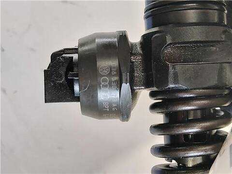Foto 2ª: Inyectores Seat Toledo 1.9 TDI 105CV 77KW [BJB] (2006)