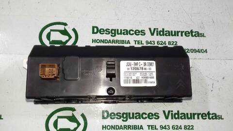 Foto 2ª: Pantalla Multifuncion Citroen C Elysee SEDUCTION 99CV 73KW [BH02] (2016)