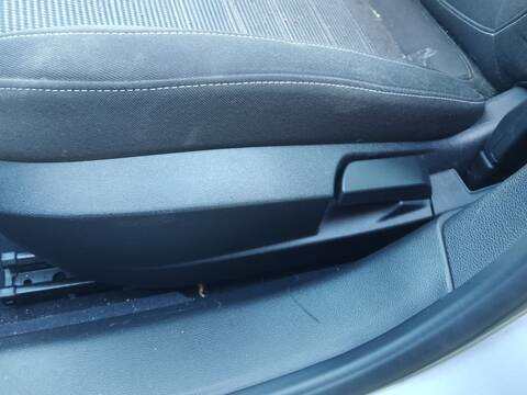Foto 3ª: Asiento Delantero Izquierdo Opel Insignia A20DTH BERLINA (2008)