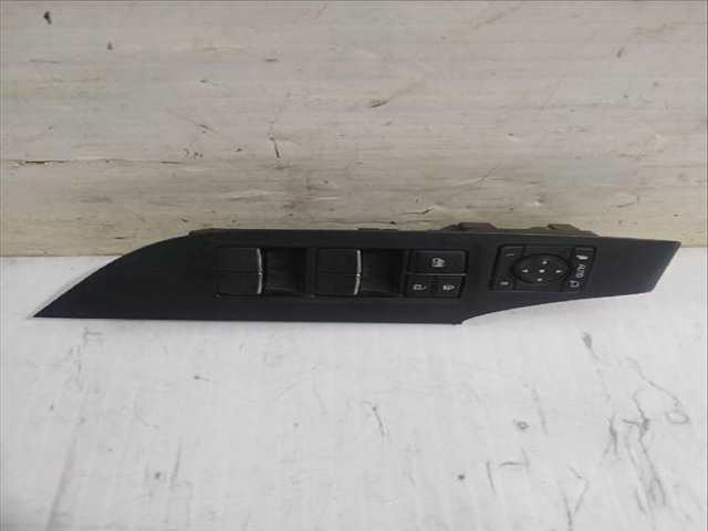 Foto 2ª: Botonera Elevalunas Toyota Rav4 2.0 MXAA52) 175CV [M20A-FKS] (2018)