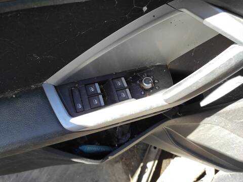 Botonera Elevalunas Audi Q3 DFYA