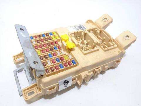 Foto 2ª: Caja Reles Fusibles Kia Stonic 1.2 CAT 84CV 62KW [G4LF] (2022)