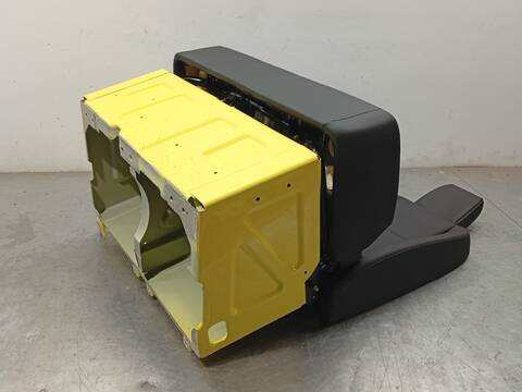 Foto 4ª: Asiento Delantero Derecho Mercedes Sprinter 419 CDI RWD 907.643 907.645 907.647) 190CV 140KW FURGONETA [654920] (2024)