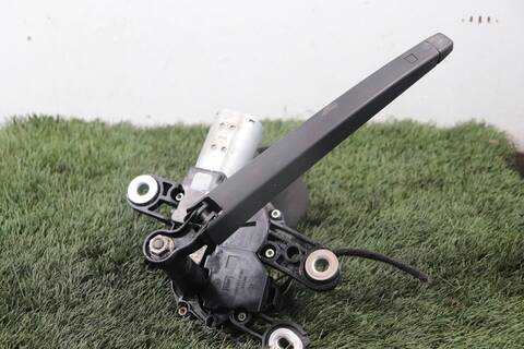 Brazo Limpia Trasero Seat Leon CLH