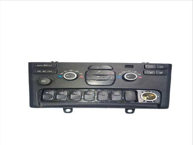 Foto 2ª: Mando Climatizador Volvo XC 90 D5 AWD (2002)