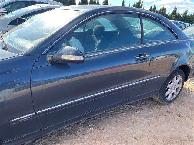 Foto 2ª: Puerta Delantera Izquierda Mercedes Clase CLK 270 2.7 CDI 170cv [612967] (2003)