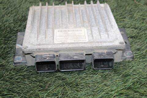 Centralita Motor ECU Renault Clio D7F726