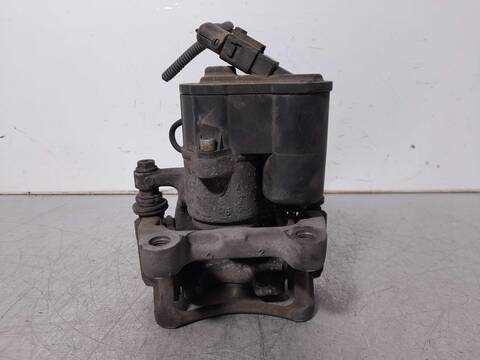 Foto 2ª: Pedal Embrague Volkswagen Passat ADVANCE BERLINA 140CV 103KW [BKP] (2006)