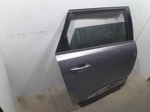 Foto 2ª: Puerta Trasera Derecha Peugeot 5008 1.2 HYBRID MRHNYH MRHNYW MRHNSU MRHNSM MRHPY) 136CV 100KW [HN09] (2024)