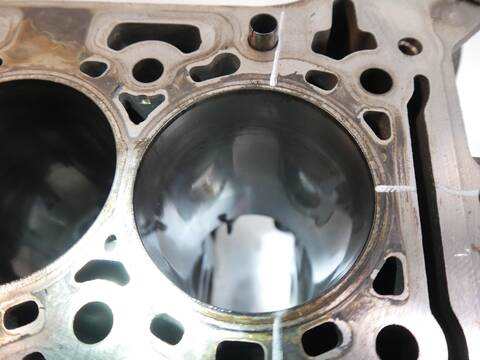 Bloque Motor Ford Transit 130 CV 96KW