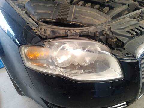 Faro Derecho Audi A4 2.0 BERLINA 130CV 96KW