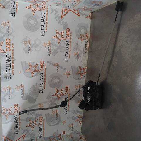 Cerradura Puerta Trasera Derecha Volkswagen Polo ADVANCE 95CV 70KW