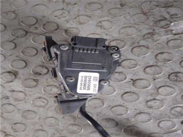 Foto 3ª: Pedal Acelerador Mitsubishi Carisma 1.9 1900 DI-D COMFORT [1.9 LTR. - 75 KW DI-D CAT] [F9Q1]