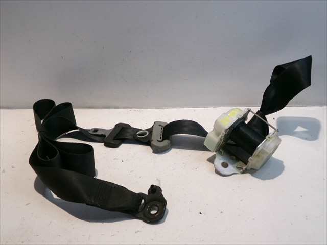 Cinturón Trasero Izquierdo Toyota Yaris 1.4 D 2006-2011