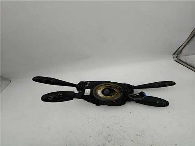 Foto 3ª: Mando Multifuncion Peugeot 5008 2.0 SPORT PACK [2.0 LTR. - 110 KW 16V HDI FAP CAT (RHE - DW10CTED4)] [RHE / DW10CTED4]