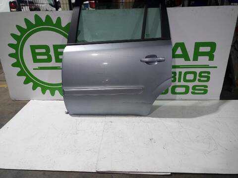 Puerta Trasera Izquierda Opel Zafira 1.9 CDTI CAT Z 19 DTL) 101CV