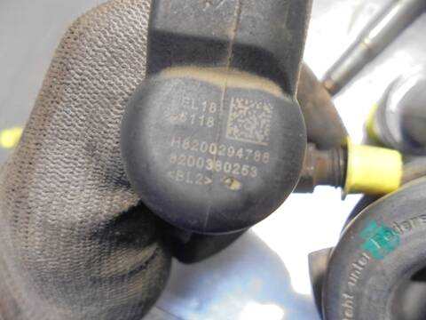 Foto 3ª: Inyectores Renault Scenic AUTHENTIQUE 106CV 78KW [K9K P7] (2006)
